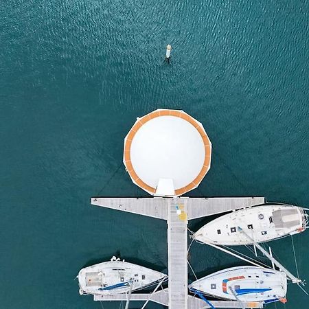 Anthenea Suite Hoteliere Flottante Perros-Guirec Dış mekan fotoğraf