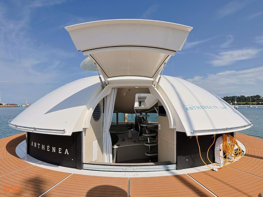 Anthenea Suite Hoteliere Flottante Perros-Guirec Dış mekan fotoğraf
